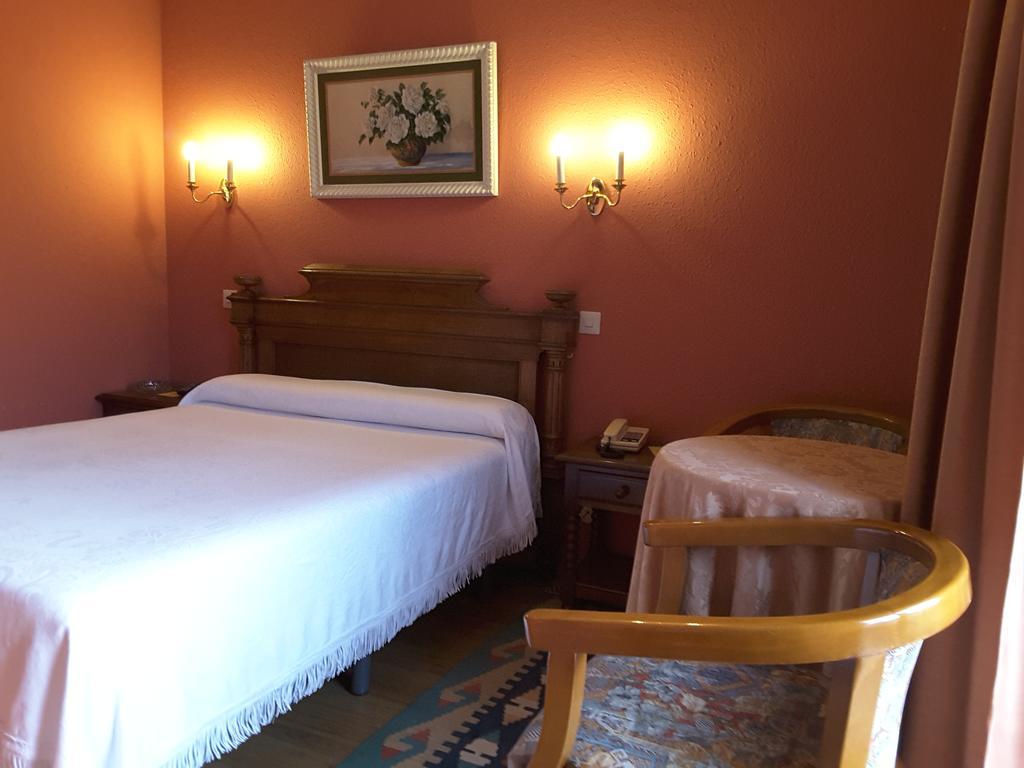 Riodeva Hotel Unquera Eksteriør billede