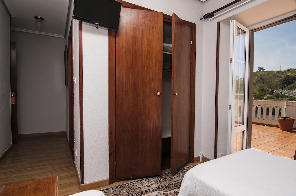 Riodeva Hotel Unquera Værelse billede